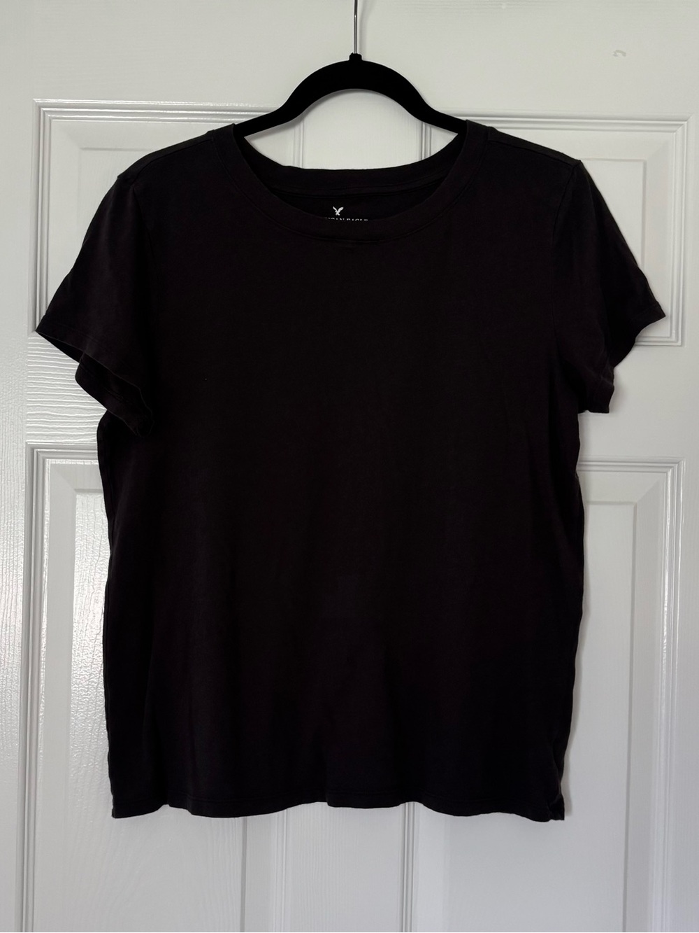American Eagle Essential Crew T-Shirt Women’s Size L Black